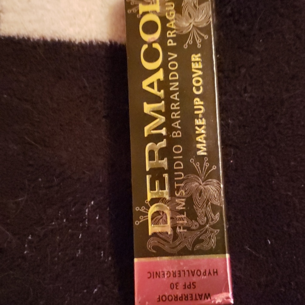 Dermacol foundation